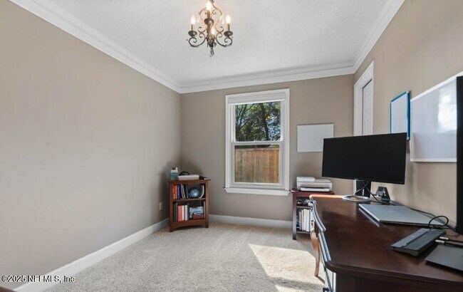 Building Photo - 14218 Hampton Falls Dr N