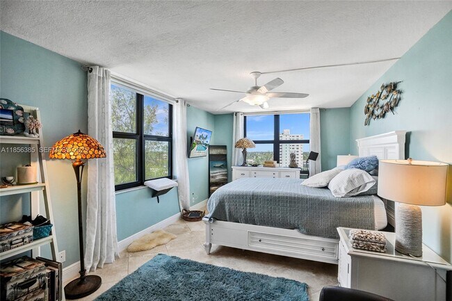 Building Photo - 1500 N Ocean Blvd