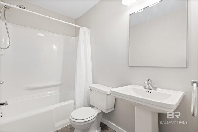 Building Photo - 517 Horton Ln