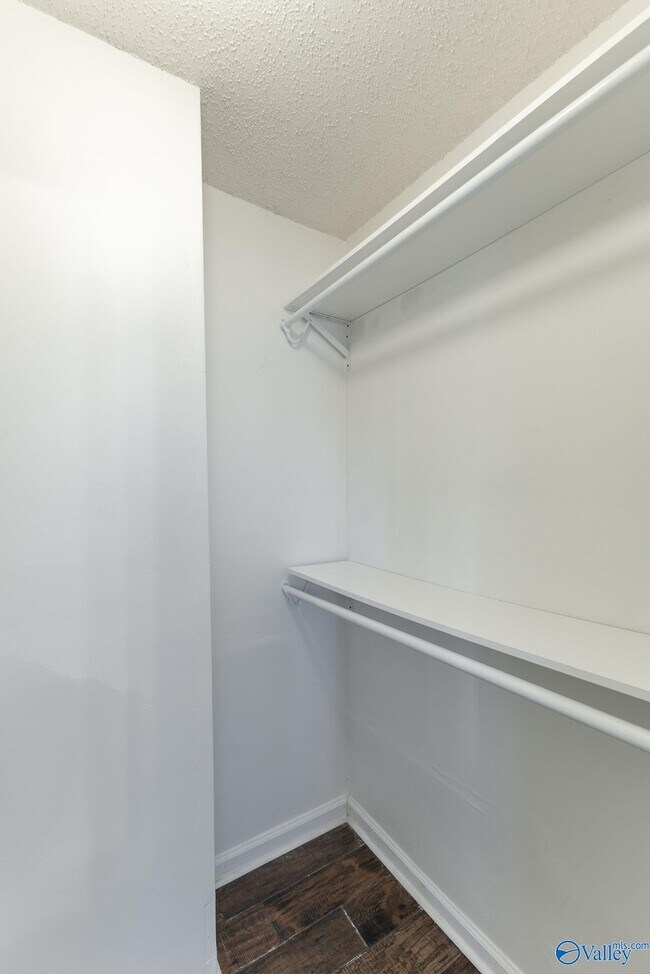 Building Photo - 171 Waters Edge Ln