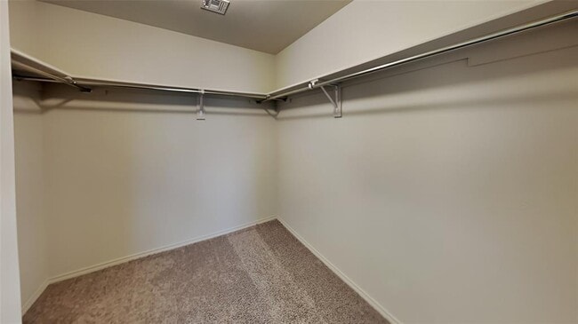 Building Photo - 9920 Rattlesnake Ln