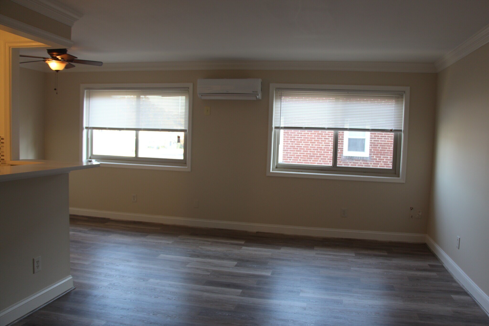 Building Photo - 1133 N Randolph St