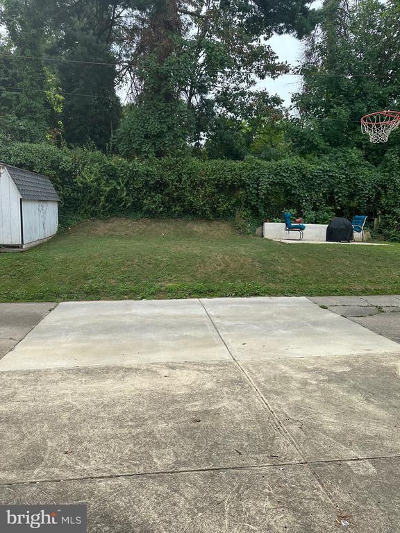 Building Photo - 2308 Highland Ave