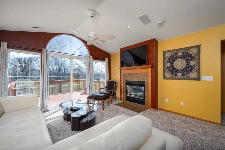 Building Photo - 1307 Crossings Ct NE