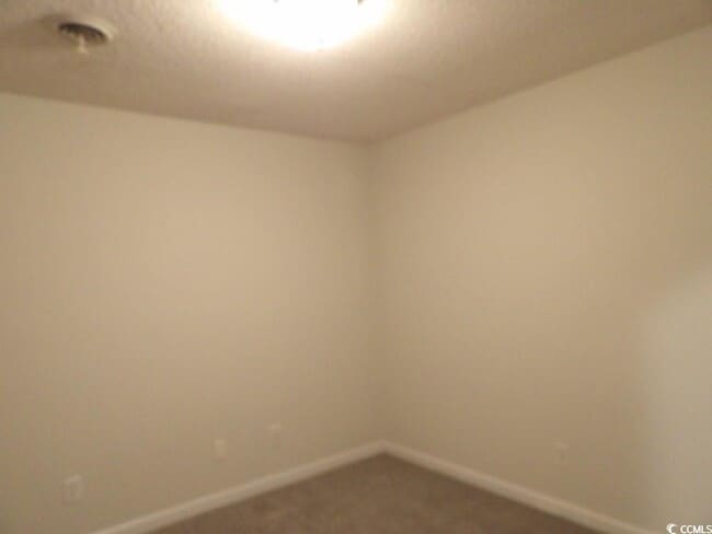 Building Photo - 1095 Plantation Dr