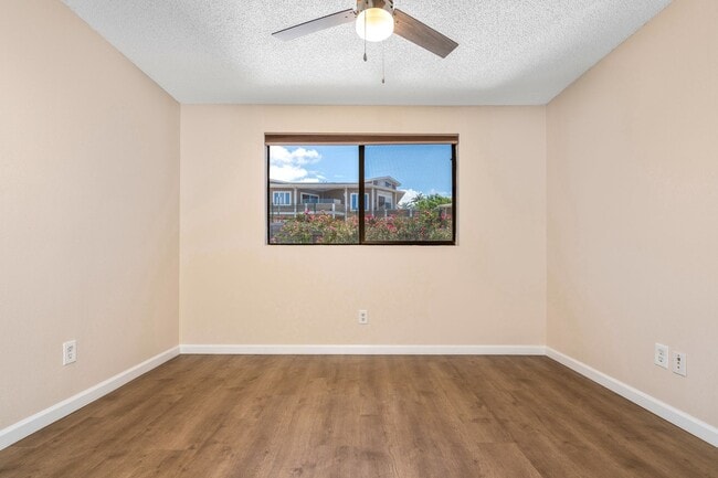 Building Photo - 2-bedroom, 2-bathroom Condo at Kihei Shores!