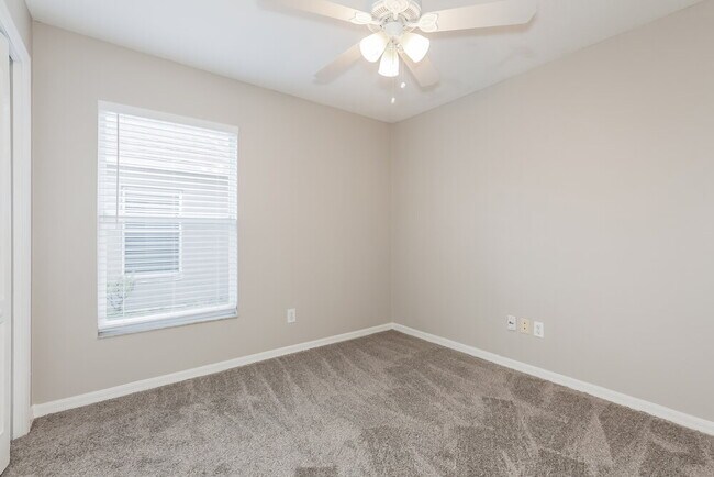 Building Photo - 7616 Bristol Park Dr