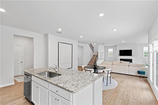 Building Photo - 4780 Mock Orange St