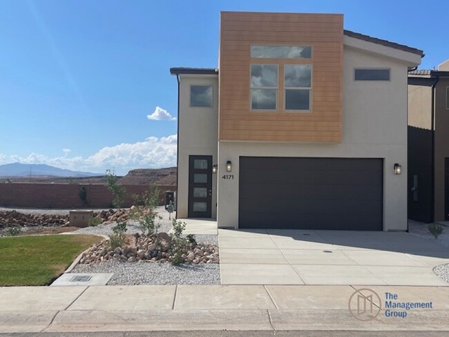 Building Photo - Brand New Desert Providence