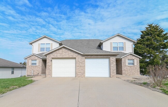 Building Photo - 5204 Deer Ridge