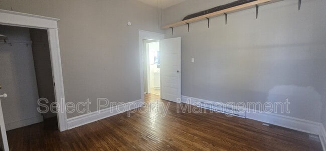 Building Photo - 1103 Crescent Ave