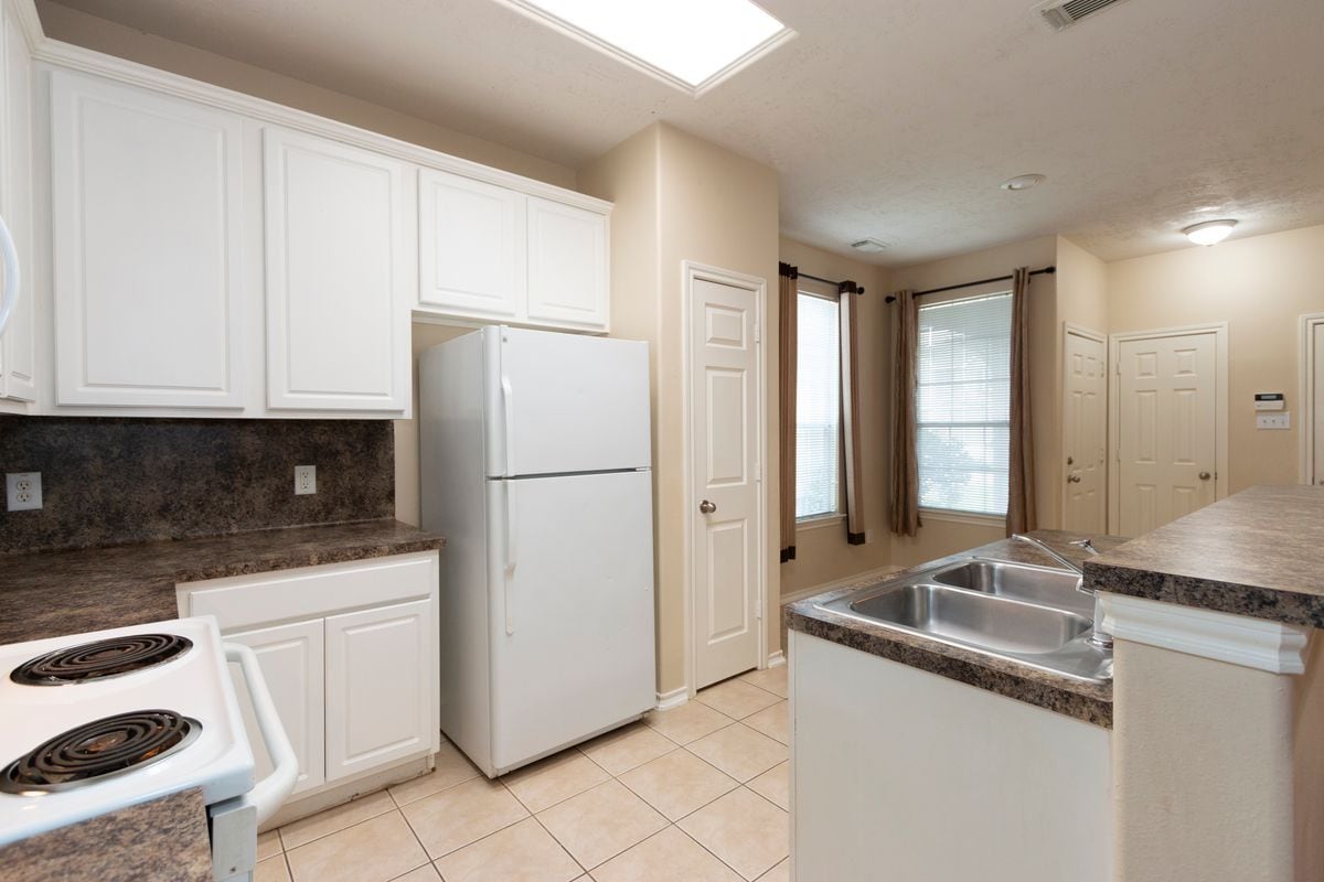 Building Photo - 25227 Boulder Bend Ln