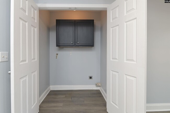 Building Photo - 509 Burnside Dr