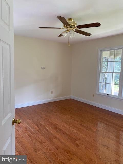 Building Photo - 8 Poplar Ct