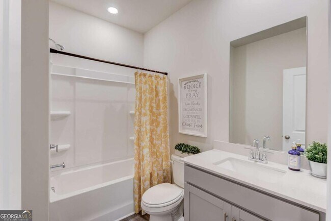 Building Photo - 1325 Lyon Wy Dr