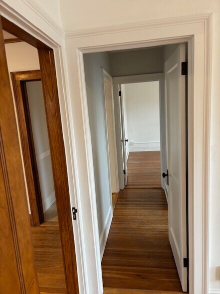 Hallway - 34 Nesbit Ave