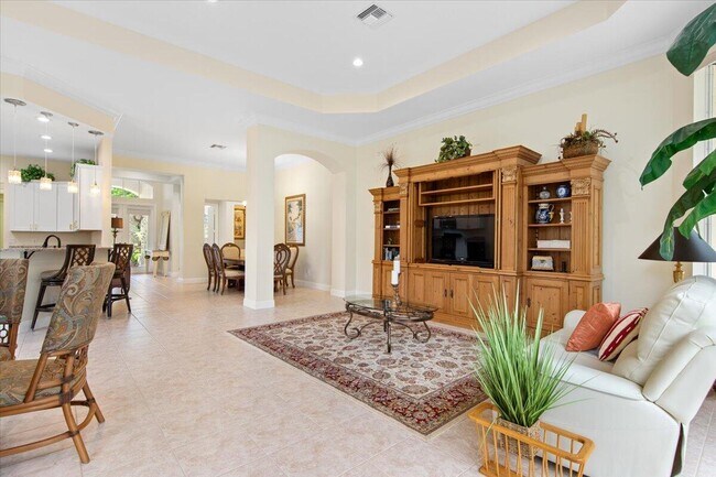 Building Photo - 9301 Briarcliff Trace