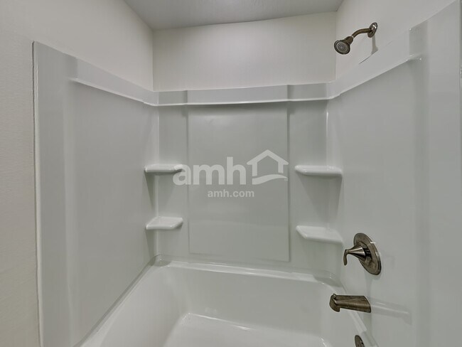 Building Photo - 2865 Ponds Trl