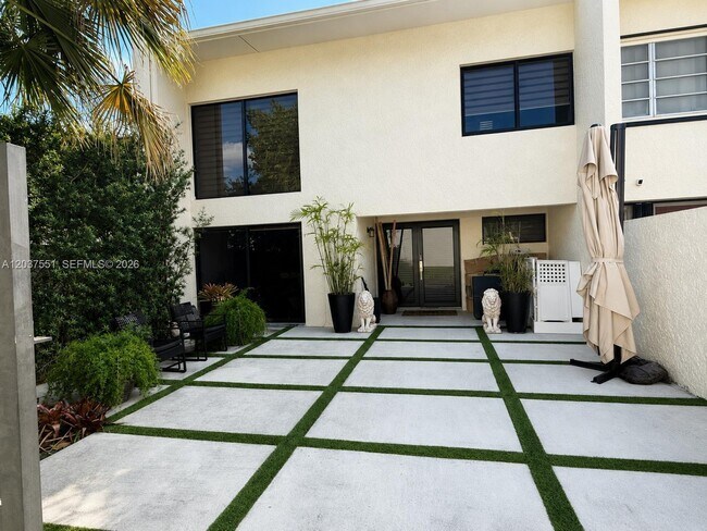 Building Photo - 7968 SW 105th Pl