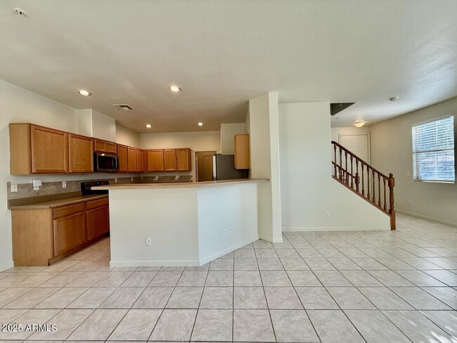 Building Photo - 1520 N 80th Dr