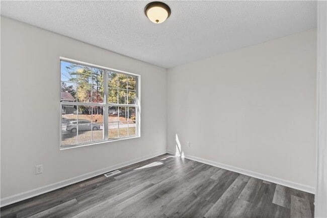 Building Photo - 5068 Furlong Way