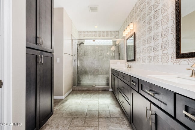 Building Photo - 35532 N Sunset Trail