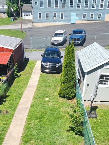 Building Photo - 127 N Washington St