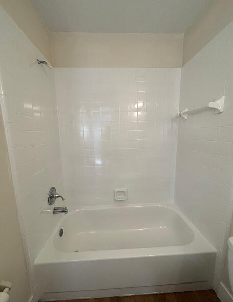 Building Photo - 11110 Essex Ridge Ct