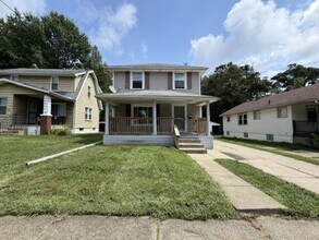Building Photo - 675 Hudson Ave