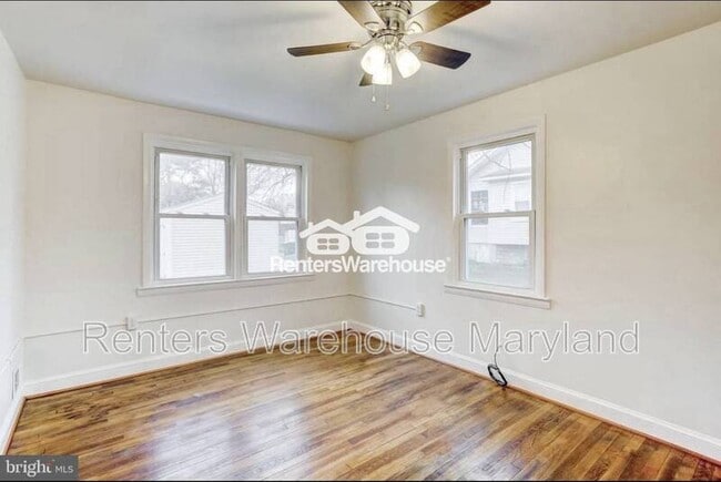 Building Photo - 3219 Taylor Ave