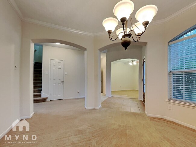 Building Photo - 17934 Barton Ridge Ln