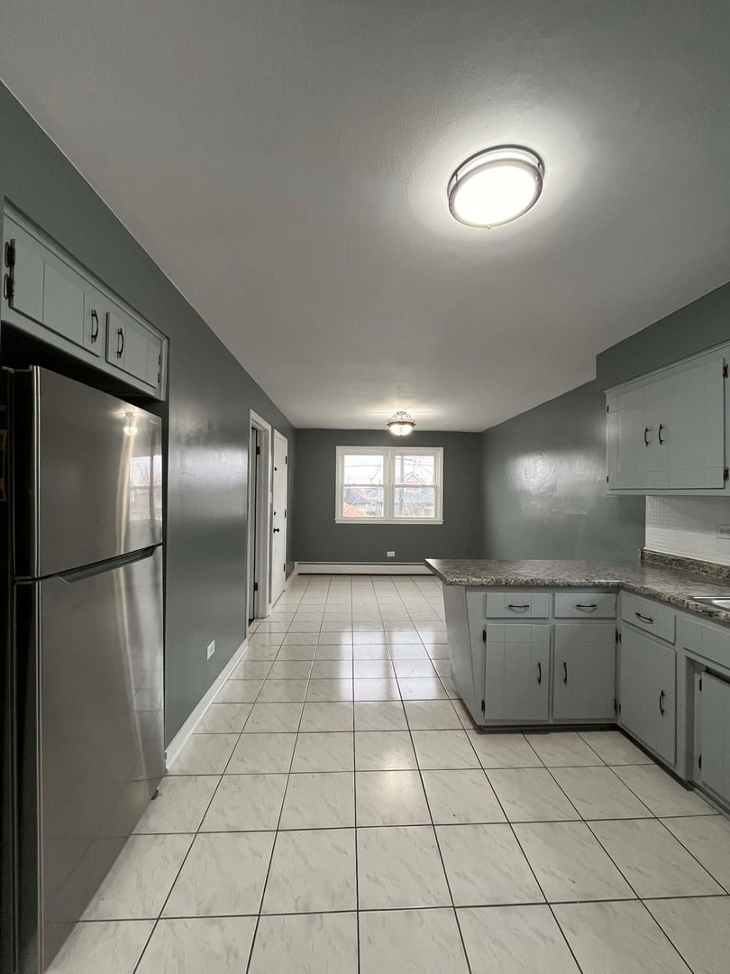 Building Photo - 6138 S Kilpatrick Ave