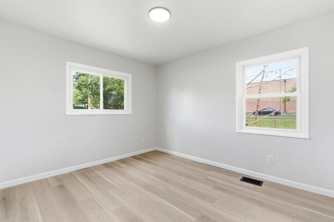 Building Photo - 4466 Gatewood Pl