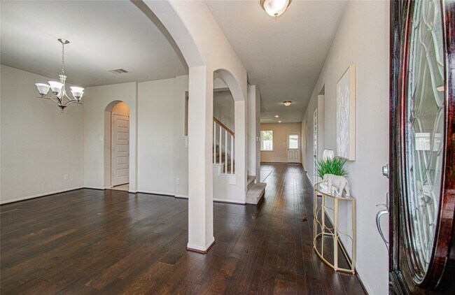 Building Photo - 12319 Gatewood Dr