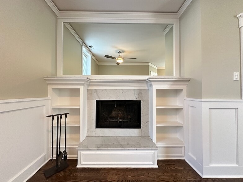 Building Photo - 3614 N Bosworth Ave