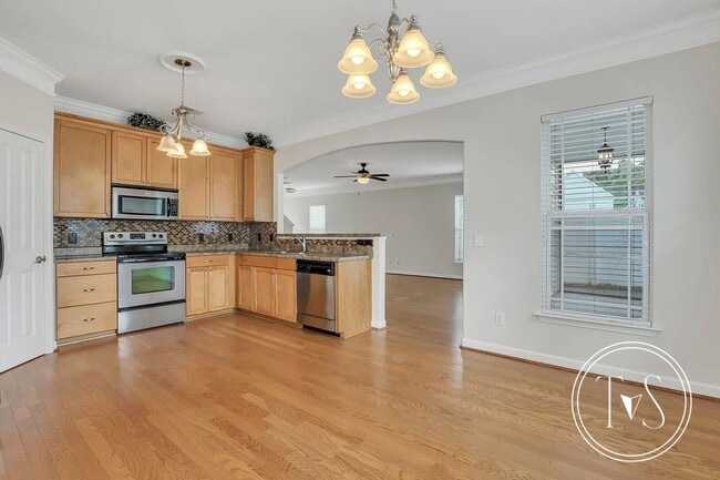 Building Photo - 175 Summer Hill Ct