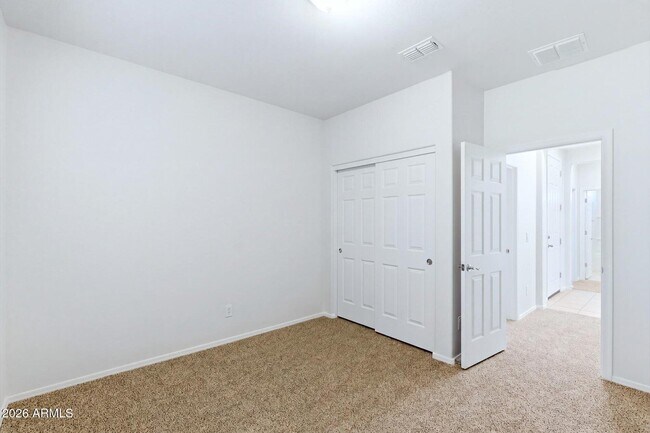 Building Photo - 10733 W Lariat Ln
