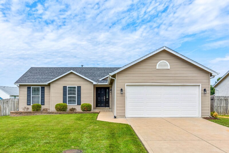 Primary Photo - 7546 Cinnamon Teal Dr