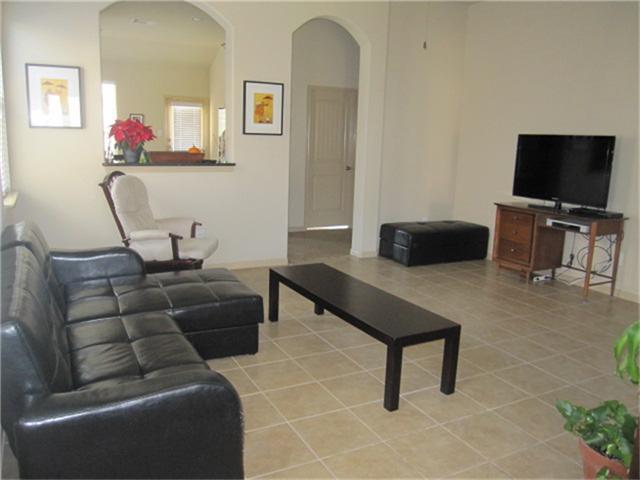 Building Photo - 26423 Longview Creek Dr