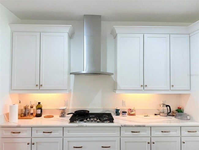Building Photo - 11131 Sundrift Dr
