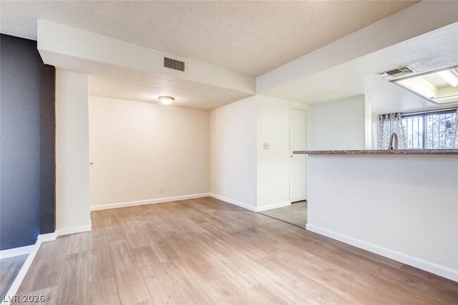 Building Photo - 6506 Ironbark Ln