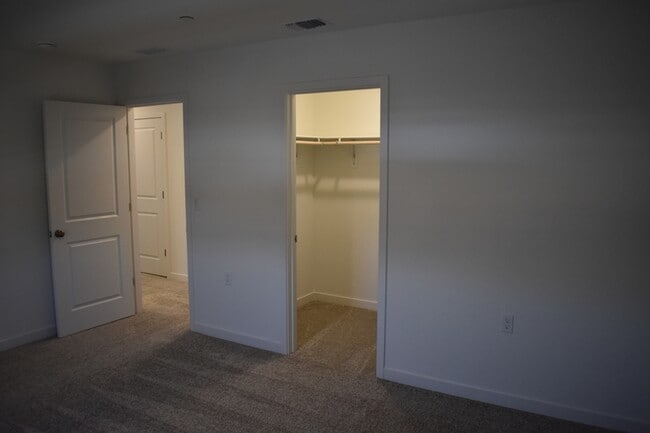 Building Photo - 4752 Sami Jo Dr