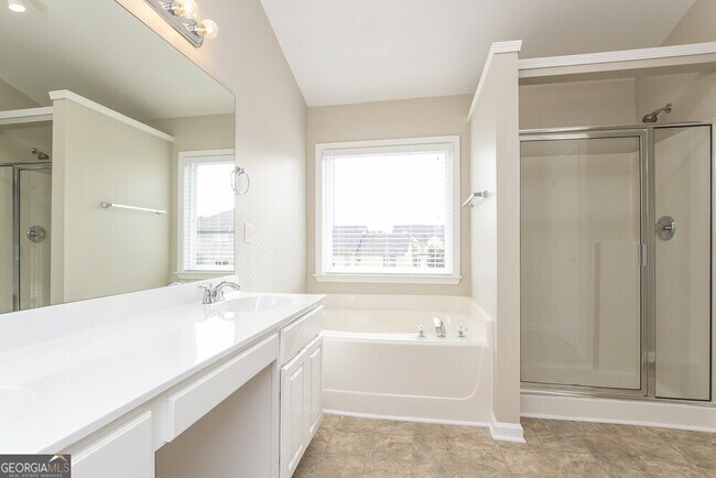 Building Photo - 3921 Triton Ives Dr NE