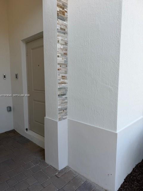 Building Photo - 2265 SE 30th St