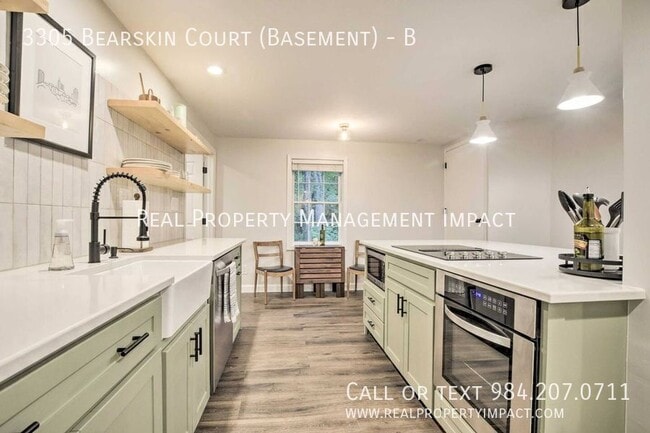 Building Photo - 3305 Bearskin Ct