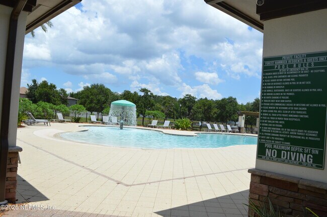 Building Photo - 4559 Plantation Oaks Blvd