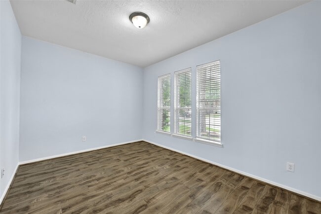 Building Photo - 6103 Sebastian Hill Dr