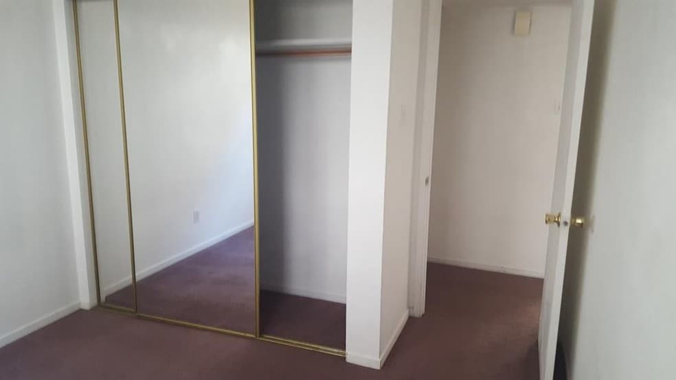 Building Photo - 2022 4th St