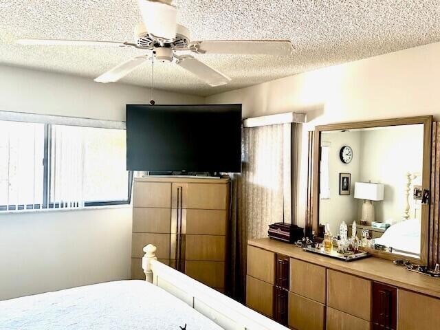 Building Photo - 15342 Lakes of Delray Blvd