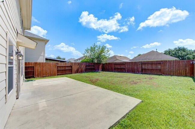 Building Photo - 15002 Sunset Bay Ct